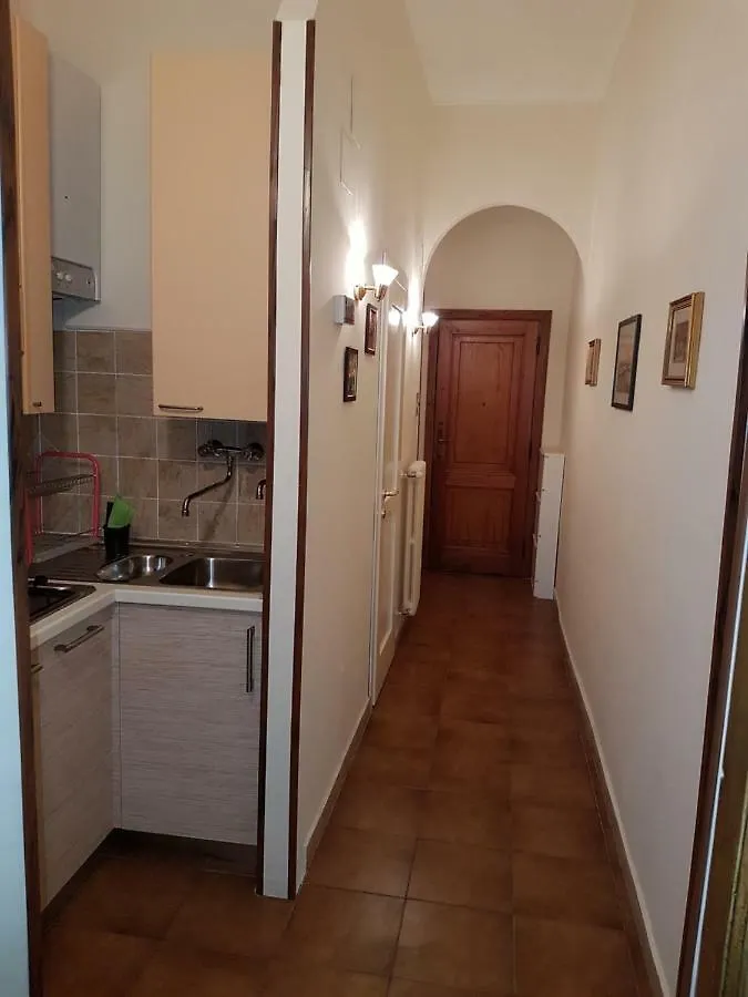 San Martino House By Francigenaapartments Siena 0*,