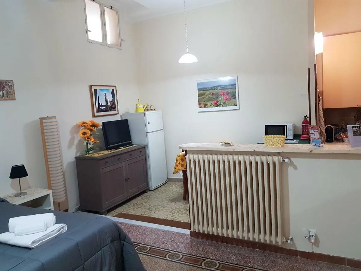San Martino House By Francigenaapartments Siena