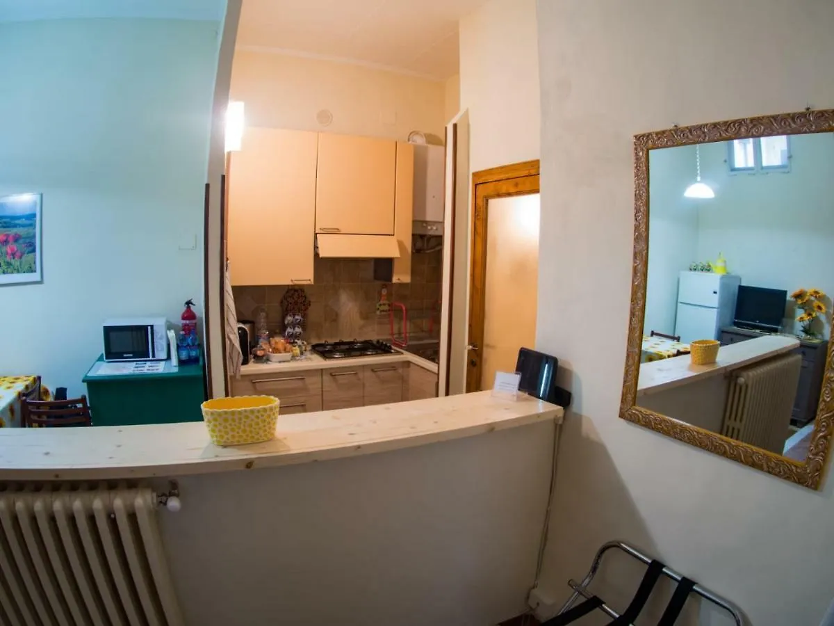San Martino House By Francigenaapartments Siena Apartment
