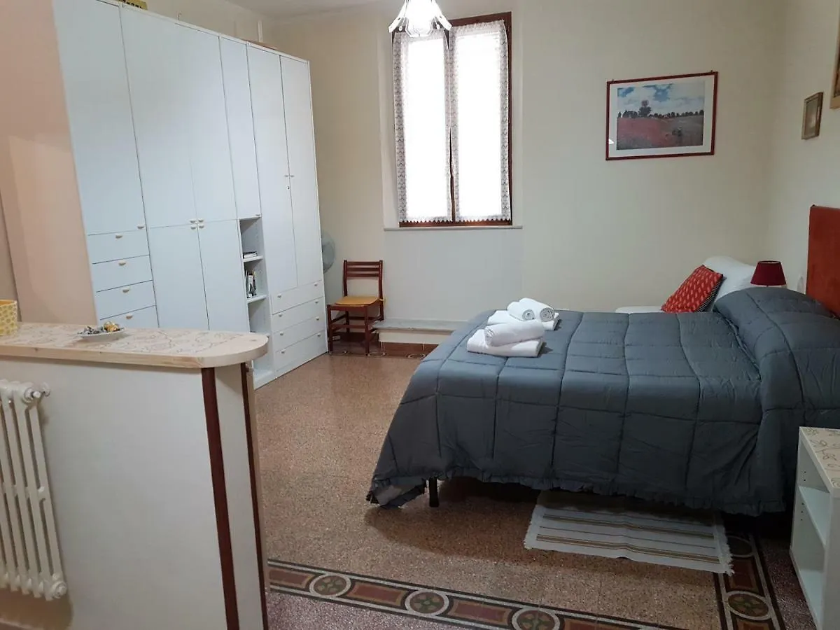 San Martino House By Francigenaapartments Siena Apartment