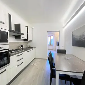 Casa Stella- A Due Passi Dal Corso Di Appartamento